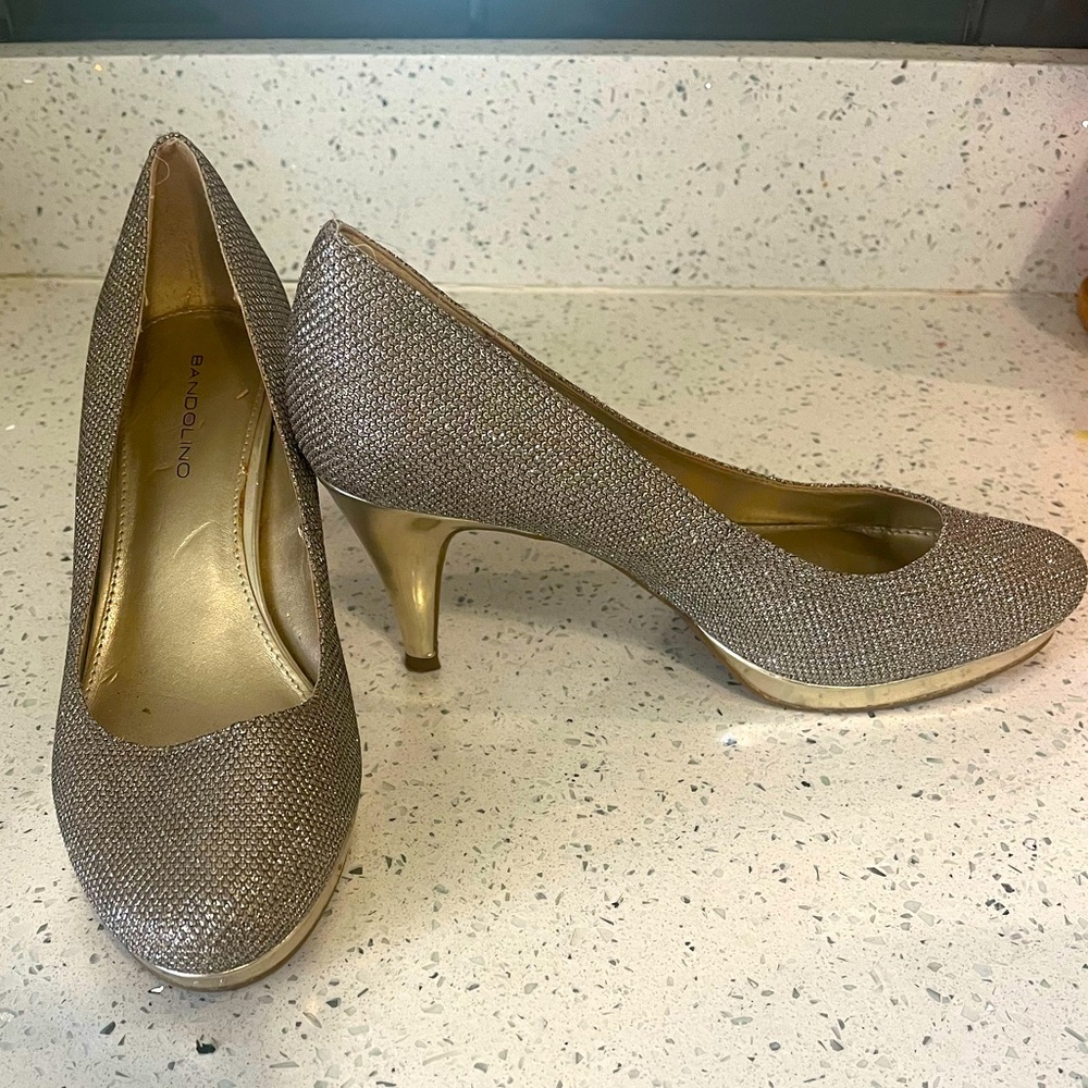 Sexy Metalic Pumps